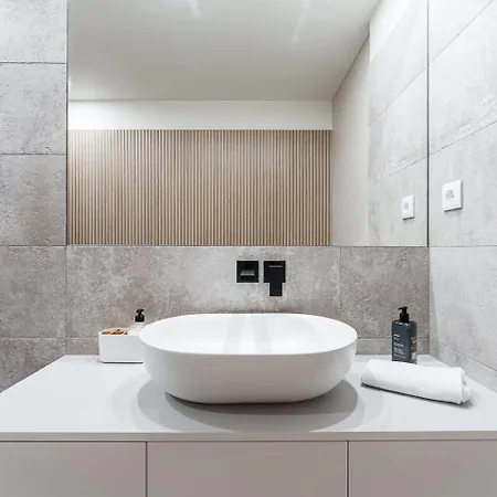 Guestready - Beachfront Retreat With Pools Apartamento Apúlia