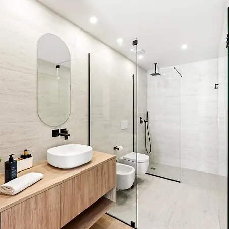 Guestready - Beachfront Retreat With Pools Apartmán
